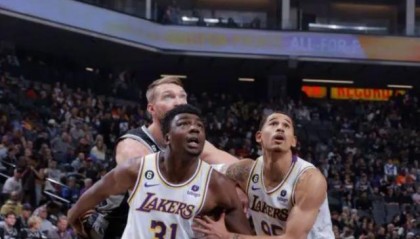 足球直播在线观看-【人物】科比同姓氏奥尼尔表现 拖布一人就是OK组合